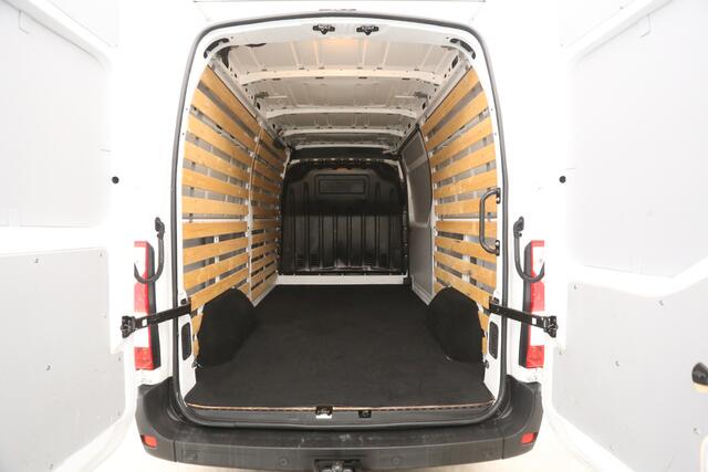 Renault MASTER T35 2.3 dCi 180PK L2H2 | Airco | Cruise | Camera | 3 Zits | Navi | Trekhaak | Imperiaal