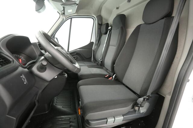Renault MASTER T35 2.3 dCi 180PK L2H2 | Airco | Cruise | Camera | 3 Zits | Navi | Trekhaak | Imperiaal