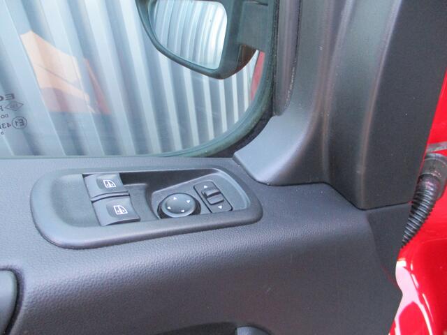 Renault MASTER 2.3 dCi 135 PK L2H2 Work Edition Airco Navi