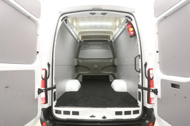 Renault MASTER T35 2.3 dCi 145pk L3H3 DL | DC | 6 Zits | 3500kg Trekgew. | Trekhaak | Airco | Camera | Cruise | Carplay