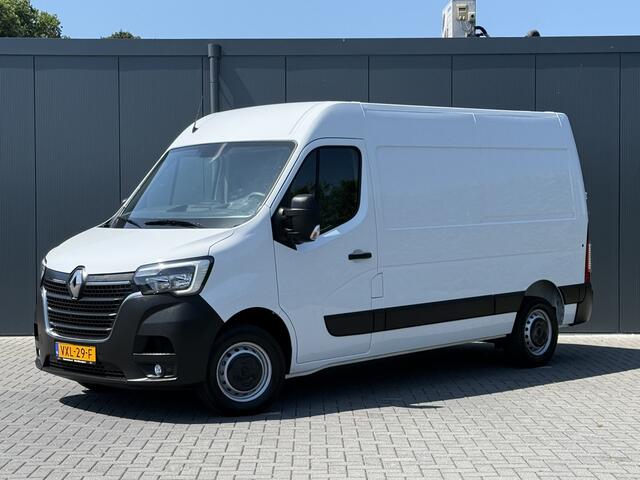 Renault MASTER 2.3 dCi 136 PK / L2H2 / 1e EIG. / TREKHAAK / AIRCO / CRUISE / NAVI / CAMERA / 3-ZITS / LED