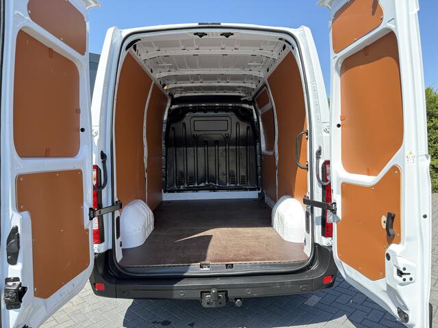 Renault MASTER 2.3 dCi 136 PK / L2H2 / 1e EIG. / TREKHAAK / AIRCO / CRUISE / NAVI / CAMERA / 3-ZITS / LED