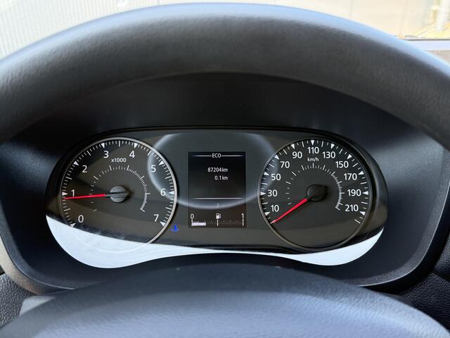 Renault MASTER 2.3 dCi 136 PK / L2H2 / 1e EIG. / TREKHAAK / AIRCO / CRUISE / NAVI / CAMERA / 3-ZITS / LED