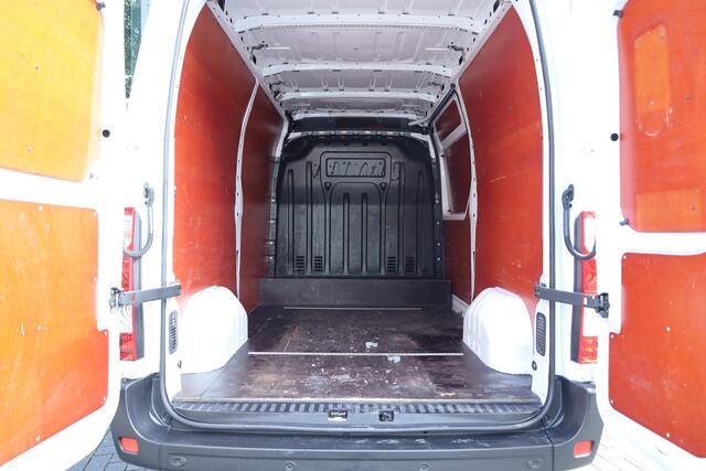 Renault MASTER 2.3 dCi 150pk L2H2 Energy | Airco | Cruise | Imperiaal | Trekhaak | 58.000km!