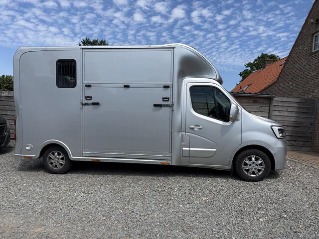 Renault MASTER | HORSETRUCK | SODIAK | STALLION 3XL | 2021 | HENGST | MANUEL | 3-SEAT | | NL KENTEKEN