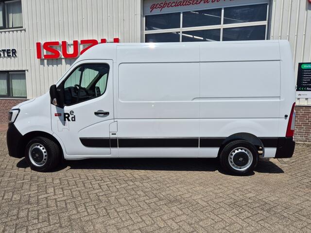 Renault MASTER Red Van 3T5 E6 L2 H2 135 Pk Nwe APK