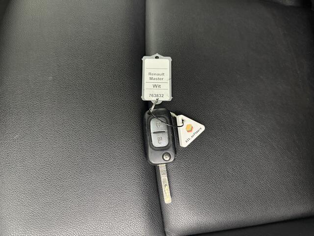 Renault MASTER 2.3DCi 135PK L3H2 Maxi | Leder | Navigatie | Camera | Airco | Cruise | 3-Zits