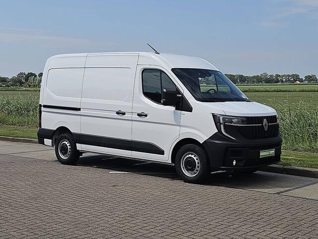 Renault MASTER T35 2.0 dCi 130 L2H2 Cruise control, Airco, Pdc, Carplay, Navi, Camera, 3,5t trekhaak, 3zits