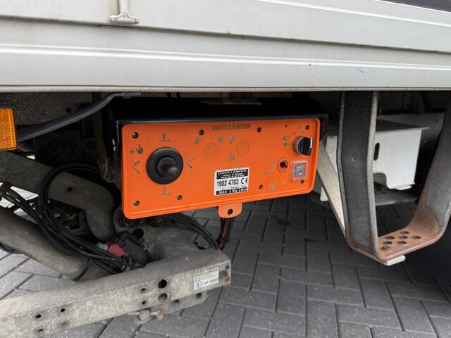 Renault MASTER T35 2.3 dCi 146 PK / BAKWAGEN / DHOLLANDIA LAADKLEP / CRUISE / AIRCO / 3-ZITS / ZIJDEUR / MEUBELBAK