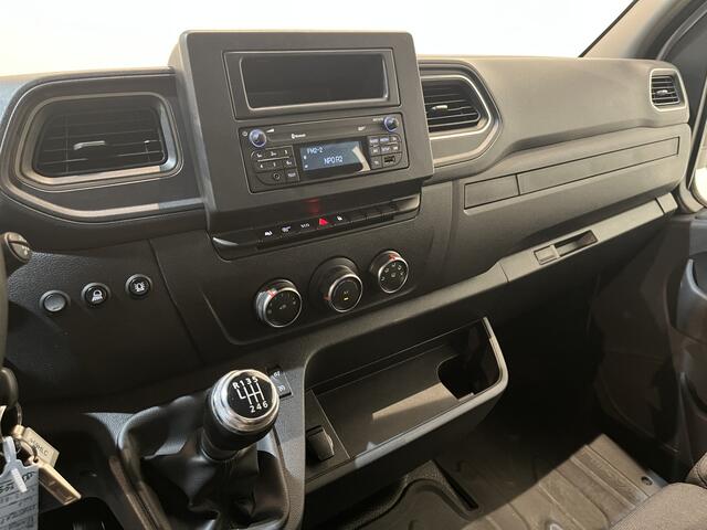 Renault MASTER 2.3 dCi 145 PK L3 Open Laadbak / Fassi Kraan / Euro 6 / Airco / Trekhaak / Cruise Control / 3-Zits / 65.000 KM !!