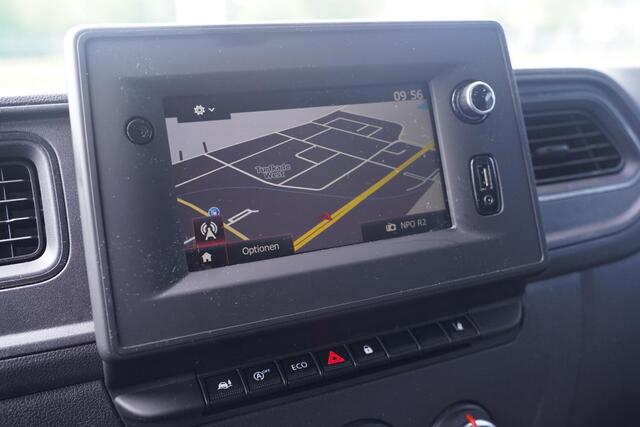 Renault MASTER 2.3 dCi 165 pk Bakwagen+Laadklep Apple Carplay Navi, Camera, Dakspoiler, Cruise Control, 3-Zits