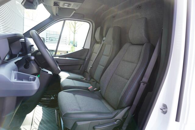 Renault MASTER E-Tech T35 L3H2 Extra long range 87 kWh 420km Range WLTP Apple Carplay Camera Cruise control Parkeersensoren Betimmering