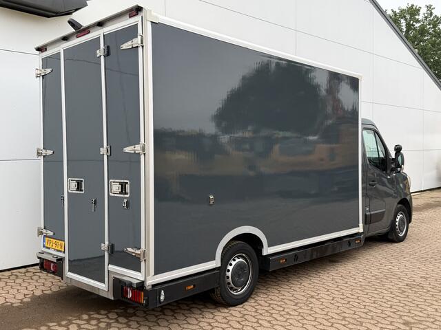 Renault MASTER Plancher T35 2.3 DCI 150PK Automaat Bakwagen Airco Cruise Control Camera Parkeersensoren Foodtruck Meubelbak Frietkar Paardenwagen