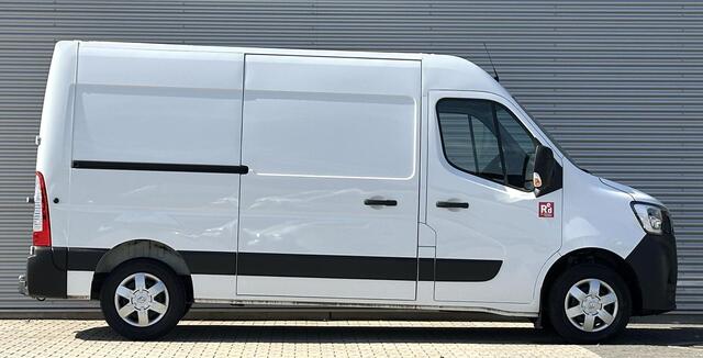 Renault MASTER T33 2.3 dCi 150 PK L2H2 Airco|Trekhaak|Navi|Cruise