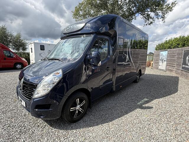 Renault MASTER | HORSETRUCK | STX | STALLION 5XL | 2018 | HENGST | DUB CAB | 5-SEAT | 165.631KM | L3 | 170PK | SUPERDELUXE | DEENS KENTEKEN