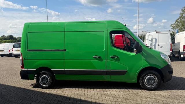 Renault MASTER 2.3 DCI 96KW 131PK L2H2 EURO 6 AIRCO/ CRUISE CONTROL/ TREKHAAK/ 100% DEALERONDERHOUDEN