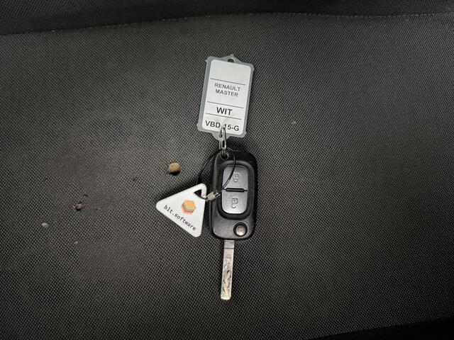 Renault MASTER 2.3DCi L3H2 Maxi | EGR Cooler not ok | Airco | Camera | 3-Zit | Trekhaak | Imperiaal