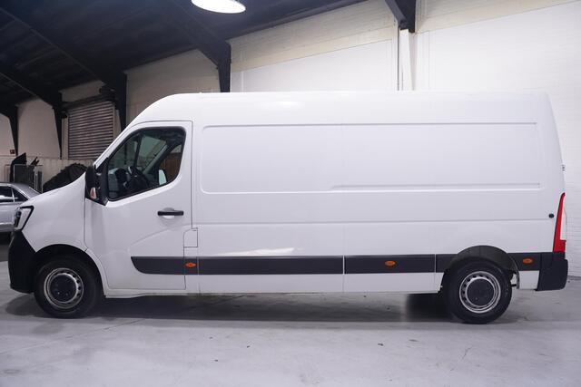 Renault MASTER 2.3 dCi 135 pk L3H2 Comfort Airco, Dodehoek Assist Cruise Control, Laadruimte Pakket, PDC V+A, 3-Zits