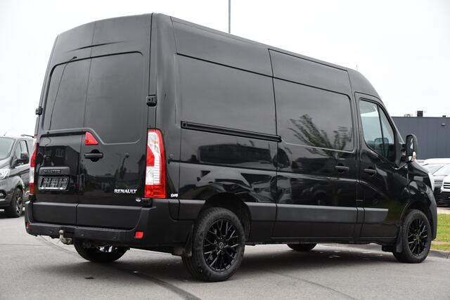 Renault MASTER T35 2.3 dCi 150 L2H2 Black Edition Cruise, Camera, Carplay, 136pk, Automaat Multimedia, LED, NAVI, Trekhaak, Uniek!