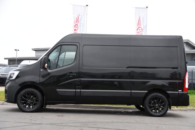 Renault MASTER T35 2.3 dCi 150 L2H2 Black Edition Cruise, Camera, Carplay, 136pk, Automaat Multimedia, LED, NAVI, Trekhaak, Uniek!