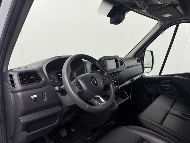 Renault MASTER 2.3DCi 135PK L3H2 Maxi | Navigatie | Camera | Airco | Cruise | 3-Zits | Betimmering