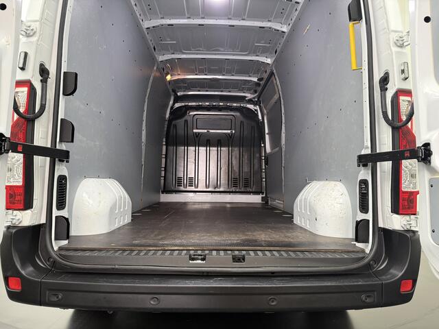 Renault MASTER 2.3DCi 135PK L3H2 Maxi | Navigatie | Camera | Airco | Cruise | 3-Zits | Betimmering