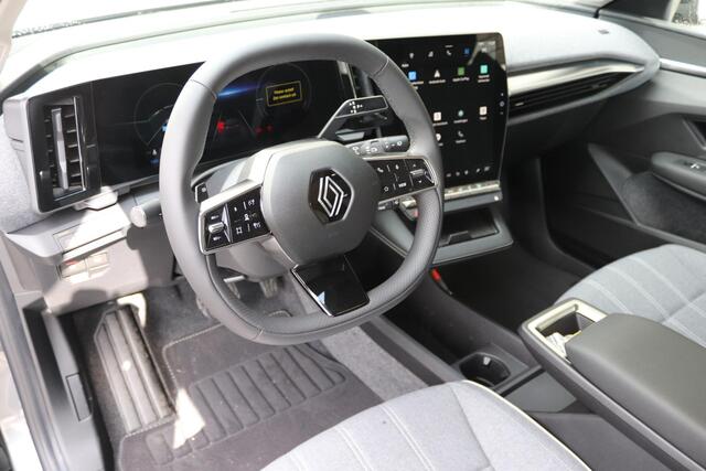 Renault MEGANE E-Tech EV60 130 Evolution | Stoel + stuurverwarming | Achteruitrijcamera | Apple Carplay/Android Auto | El. ramen V+A |