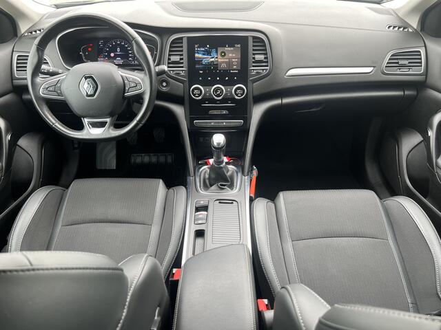 Renault MEGANE Estate 1.3 TCe Intens / Trekhaak / Keyless / Cruise / Lane assist / PDC V+A / Climate / Applecarplay - Androidauto / DAB /