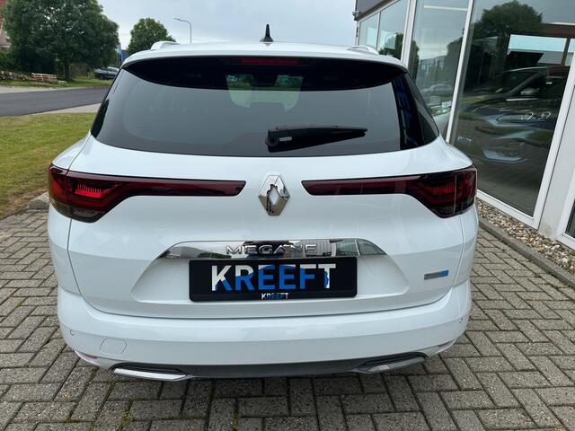 Renault MEGANE Estate 1.6 E-Tech Plug-In Hybrid 160 R.S. Line .