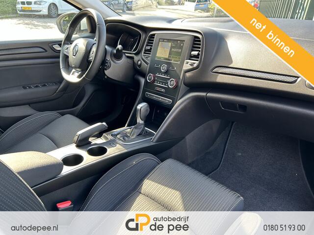 Renault MEGANE Estate 1.3 TCe Limited GARANTIE/AUTOMAAT/CARPLAY/CLIMA/CRUISE/NAVI/LICHTMET. rijklaarprijs!