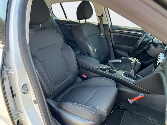 Renault MEGANE Estate 1.3 TCe Business Zen ECC / NAVI / STOELVERWARMING