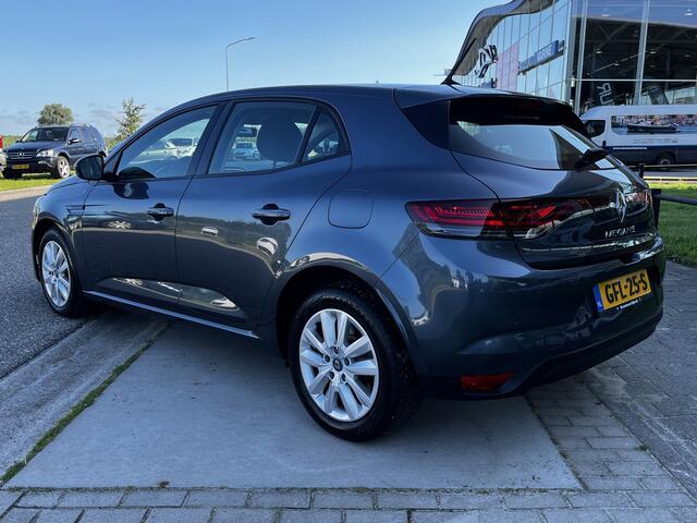 Renault MEGANE 1.6 E-Tech Plug-In Hybrid 160 E-Tech Engineered / Automaat / Keyless / Cruise / PDC V+A / Climate / Applecarplay - Androidauto / DAB /