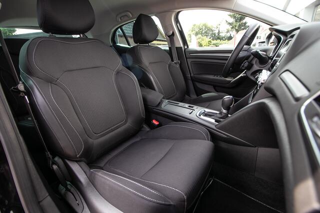 Renault MEGANE 1.6 E-Tech Plug-In Hybrid 160 Zen - All-in rijkrprs | Navi | Carplay | Cruise | Stoelverw.
