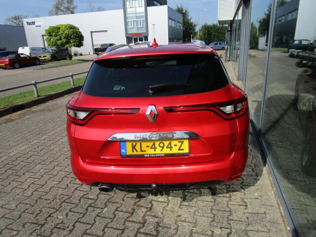 Renault MEGANE Estate 1.2 TCe Bose