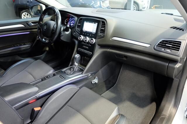 Renault MEGANE Estate 1.3 TCe Intens / Facelift / Trekhaak / NL'se auto