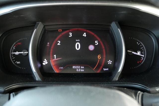 Renault MEGANE Estate TCe 140 GT-Line