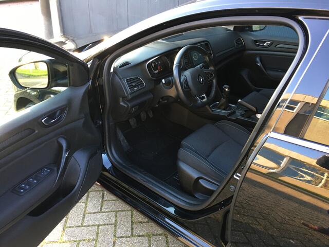 Renault MEGANE Estate | Trekhaak | Navi | PDC 1.2 TCe Limited