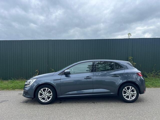 Renault MEGANE 1.2 TCe Life Cruise LED bluetooth