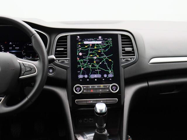 Renault MEGANE Estate 1.3 TCe 140 Techno | Trekhaak | Full-Map Navigatie | Camera | PDC Voor + Achter | Climate Control | LED Pure Vision | Keyless | 17" LMV | Privacy Glass | Apple Carplay & Android Auto
