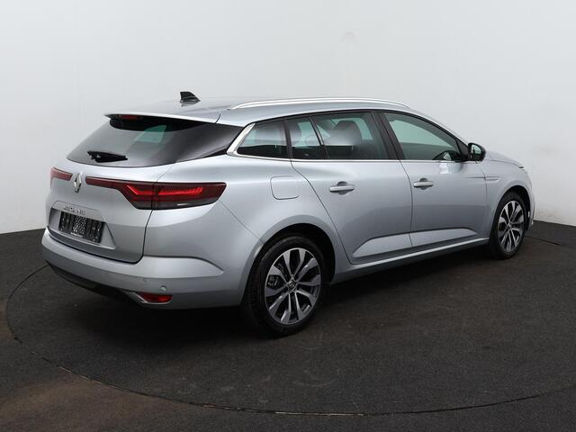 Renault MEGANE Estate 1.3 TCe 140 Techno | Navigatie | Apple & Android Carplay | Parkeersensoren Voor & Achter | Climate Control | Cruise Control