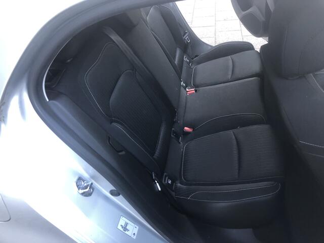 Renault MEGANE 1.3 TCe Zen(cruise,park.s,clima)