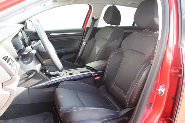 Renault MEGANE Estate 1.3 TCe 140 EDC Automaat Limited | Achteruitrijcamera | Climate Control | Apple Carplay/Android Auto |