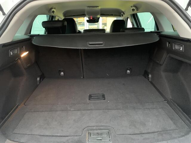 Renault MEGANE Estate 1.3 TCe 140 Techno