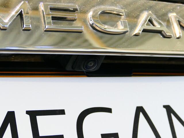 Renault MEGANE Estate 1.6 E-Tech Plug-In Hybrid 160 Intens - Head up display, parkeer assistent, dode hoek
