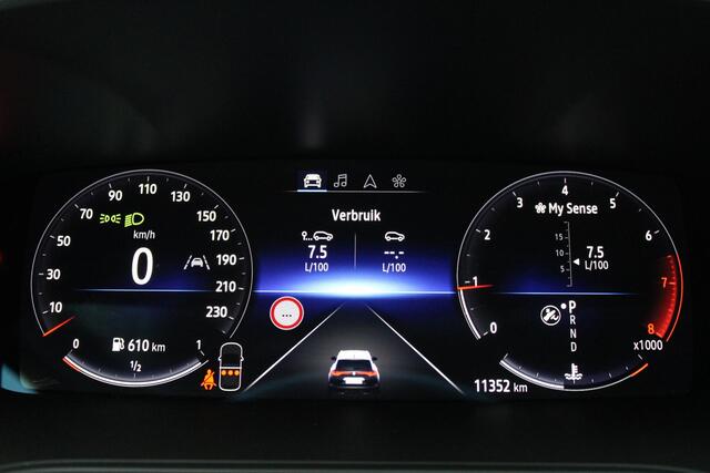 Renault MEGANE Estate 1.3 TCe 140 EDC Techno Trekhaak | All season banden | Navigatie | Achteruitrij camera