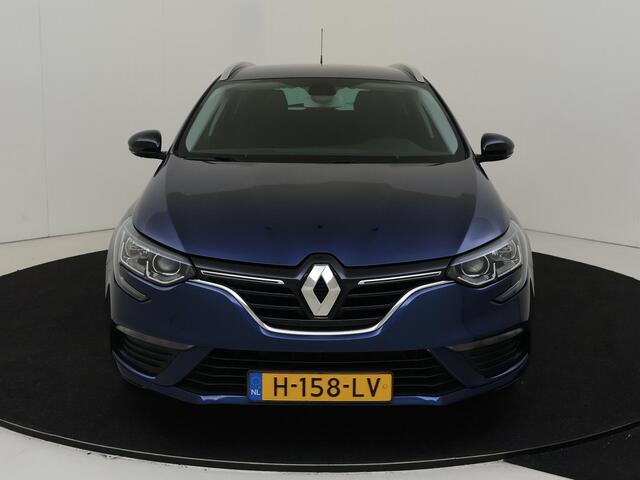 Renault MEGANE Estate 1.3 TCe 115 PK Limited Navigatie / Climate Control / Cruise Control / Parkeersensoren Achter