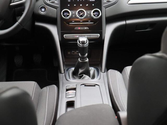 Renault MEGANE Estate 1.3 TCe 140 Equilibre | Navi | ECC | PDC | LED |