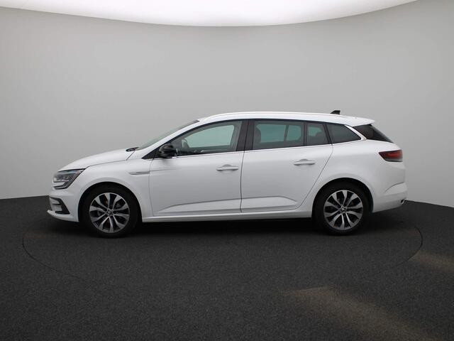 Renault MEGANE Estate TCe 140 Techno