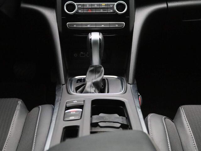Renault MEGANE Estate TCe 140 Techno