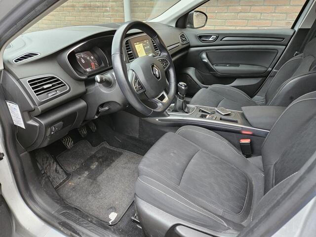 Renault MEGANE Estate 1.3 TCe Limited